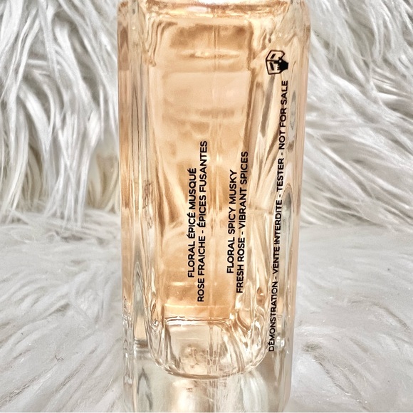 Givenchy Irresistible eau de toilette and hydrating body lotion - Picture 2 of 4